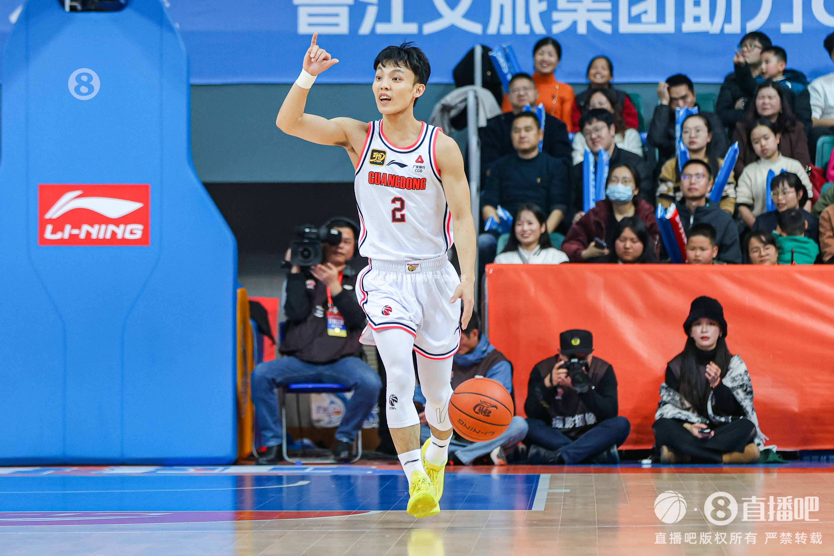  徐杰：不介意别人频繁提我的身高 身高不是打篮球的唯一标准